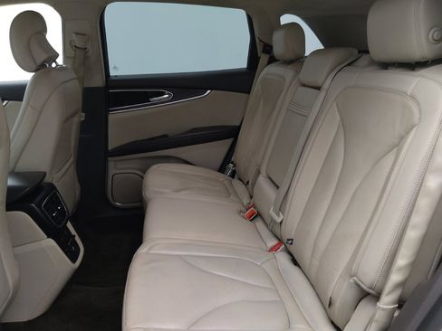 Used 2017 Lincoln MKX Reserve w/ Lincoln MKX Climate Package AWD/4WD image 18