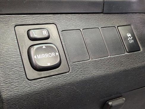 Used 2013 Toyota Venza LE image 10