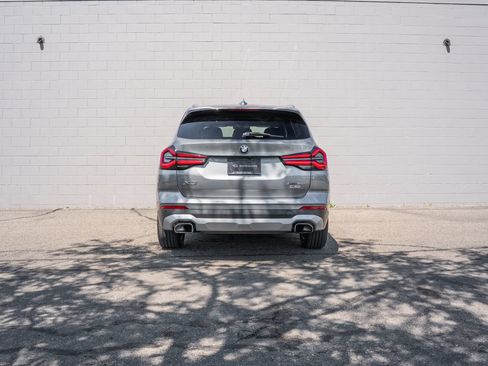 Used 2024 BMW X3 xDrive30i w/ Premium Package AWD/4WD image 6