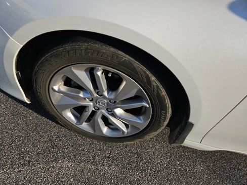 Used 2019 Honda Accord LX image 6