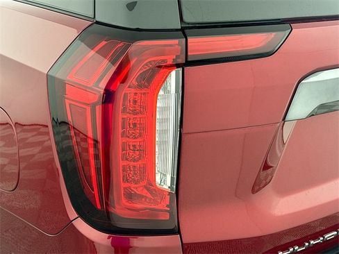 Used 2023 GMC Yukon Denali Ultimate image 27