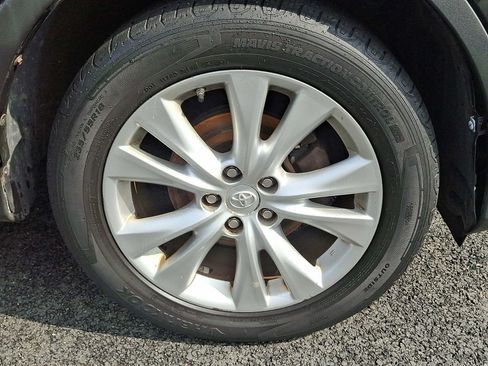 Used 2013 Toyota RAV4 Limited AWD/4WD image 8