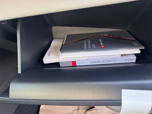 New 2026 Toyota Corolla Cross LE image 18