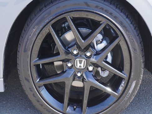 Used 2026 Honda Civic Sport image 5