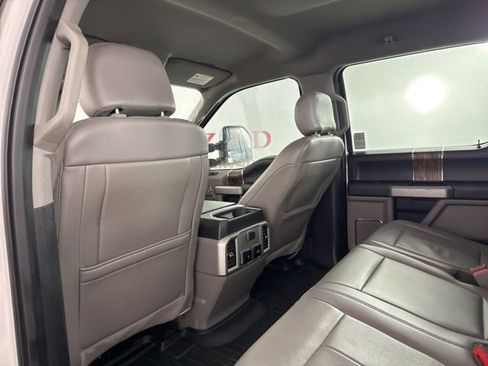 Used 2018 Ford F150 Lariat image 14