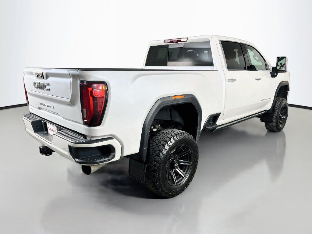 Used 2022 GMC Sierra 3500 Denali w/ Denali Ultimate Package AWD/4WD image 7