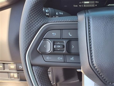 New 2025 Toyota Tundra Limited image 19