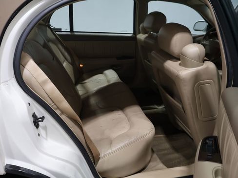 Used 2004 Buick Park Avenue w/ Prestige Feature Package image 7