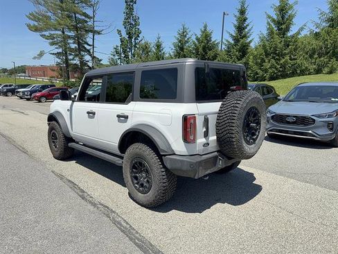 Used 2024 Ford Bronco Wildtrak AWD/4WD image 3