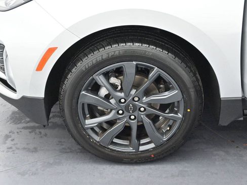 Used 2022 Chevrolet Equinox RS w/ Infotainment Package AWD/4WD image 30