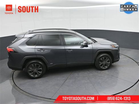 Used 2023 Toyota RAV4 XLE Premium image 51