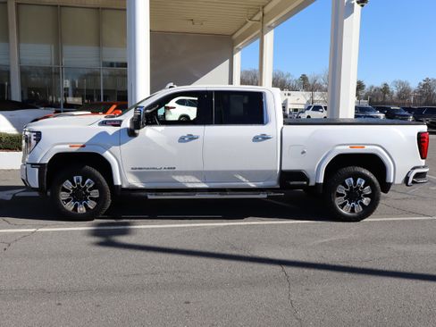 Used 2025 GMC Sierra 2500 Denali w/ Technology Package image 7