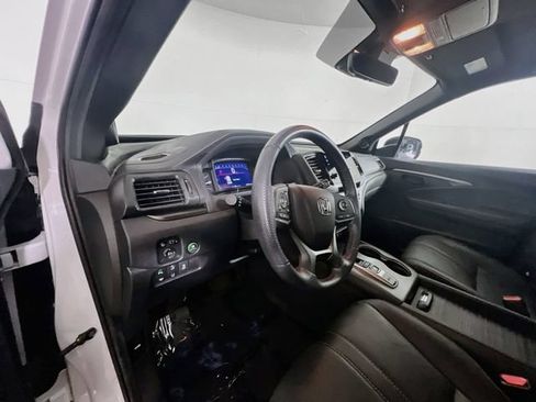 Certified 2023 Honda Passport TrailSport image 17