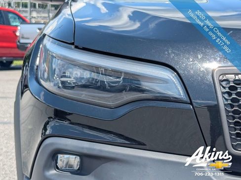 Used 2020 Jeep Cherokee Trailhawk w/ Comfort/Convenience Group AWD/4WD image 10