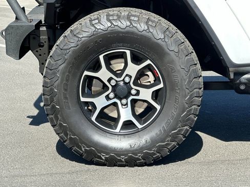 Used 2020 Jeep Wrangler Unlimited Rubicon AWD/4WD image 24