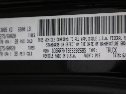 Used 2014 RAM 1500 Laramie AWD/4WD image 40