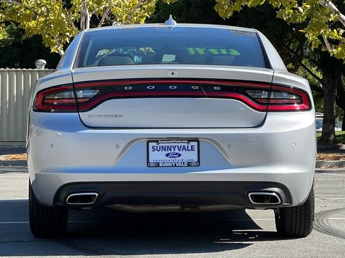 Used 2023 Dodge Charger SXT image 5