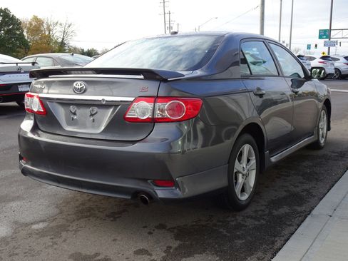 Used 2012 Toyota Corolla S image 5