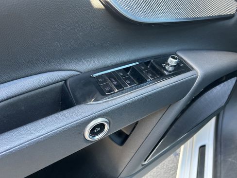 Used 2024 Maserati Grecale GT image 10