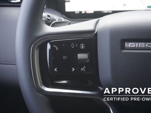 Used 2025 Land Rover Discovery Sport Dynamic SE image 12