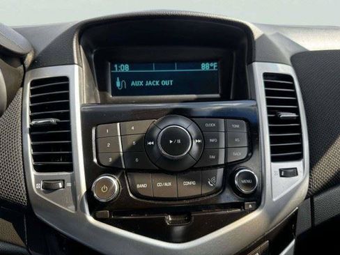 Used 2011 Chevrolet Cruze LT FWD image 30