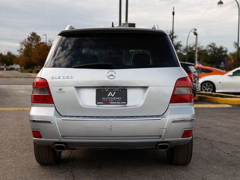 Used 2010 Mercedes-Benz GLK 350 2WD w/ Multimedia Pkg image 12