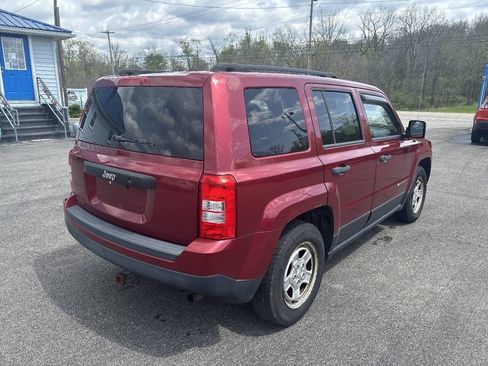 Used 2015 Jeep Patriot Sport FWD image 7