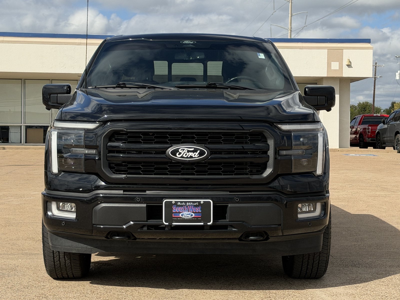 Used 2024 Ford F150 Lariat w/ Bed Utility Package AWD/4WD image 9