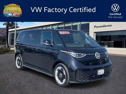 Certified 2025 Volkswagen ID. Buzz Pro S