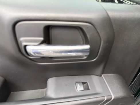 Used 2022 Chevrolet Silverado 1500 Custom RWD image 23