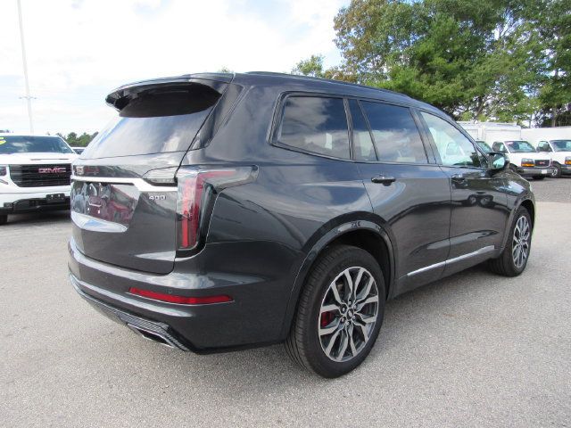 Used 2023 Cadillac XT6 Sport AWD/4WD image 8