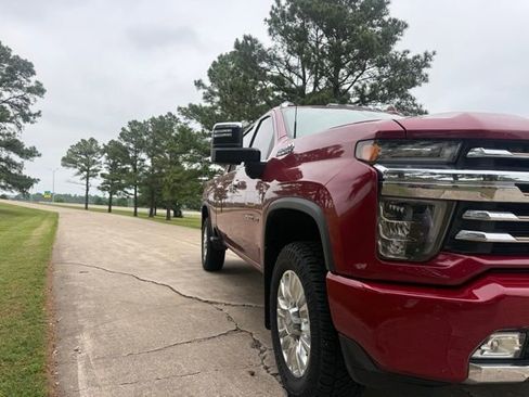 Used 2020 Chevrolet Silverado 2500 High Country w/ Z71 Off-Road Package AWD/4WD image 30
