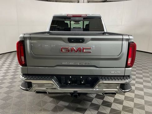 Used 2024 GMC Sierra 1500 SLT w/ SLT Premium Plus Package AWD/4WD image 5