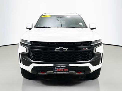 Used 2023 Chevrolet Suburban Z71 w/ Z71 Off-Road Package image 2