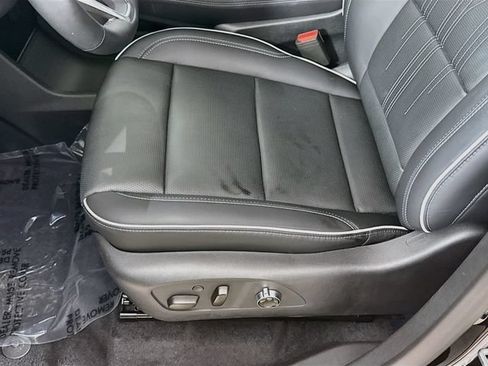Used 2026 Buick Enclave Avenir w/ Super Cruise Package AWD/4WD image 20
