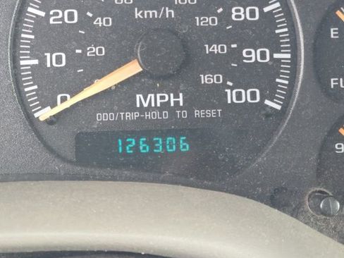 Used 2003 GMC Sonoma SLS w/ SLS Preferred Equipment Group AWD/4WD image 7