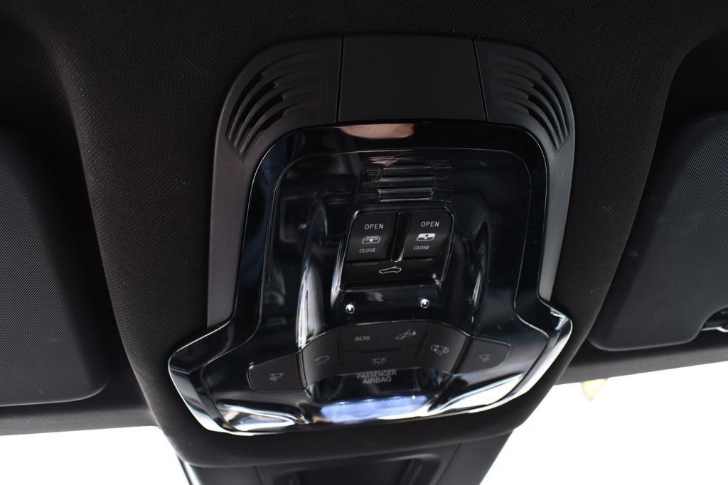 Used 2024 Dodge Hornet R/T Plus AWD/4WD image 35