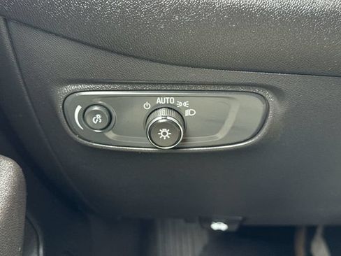 Used 2024 Chevrolet Equinox LT w/ LPO, Cargo Package FWD image 17