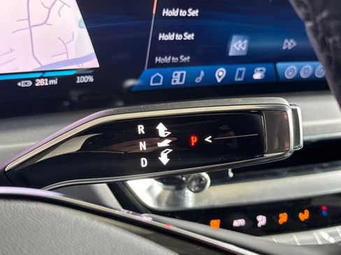 New 2026 Cadillac Lyriq Premium Luxury AWD/4WD image 22