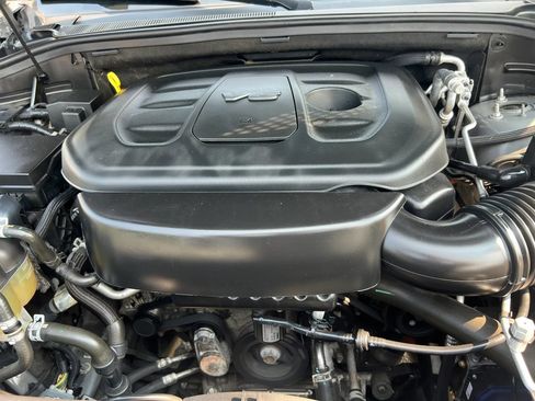 Used 2019 Dodge Durango GT AWD/4WD image 35