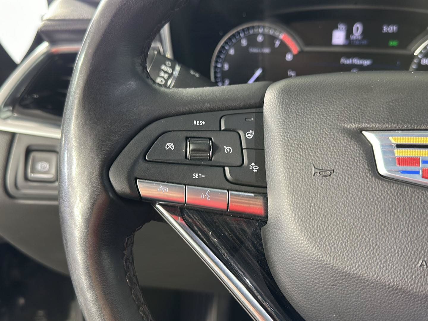 Used 2024 Cadillac XT6 Premium Luxury AWD/4WD image 16