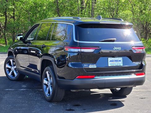 Used 2021 Jeep Grand Cherokee L Limited AWD/4WD image 16
