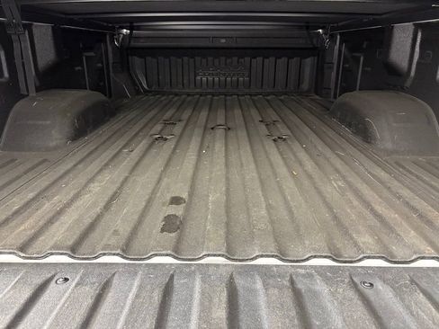 Used 2024 Chevrolet Silverado 3500 High Country w/ High Country Premium Package AWD/4WD image 44