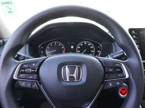 Used 2018 Honda Accord EX image 27