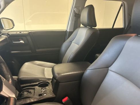 Used 2023 Toyota 4Runner SR5 Premium w/ Moonroof Package image 7