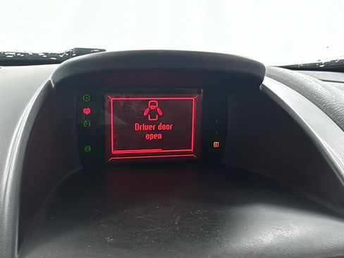 Used 2013 Ford Fiesta SE image 24