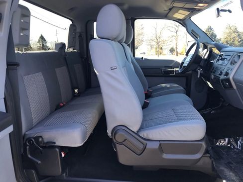 Used 2016 Ford F250 XLT image 40