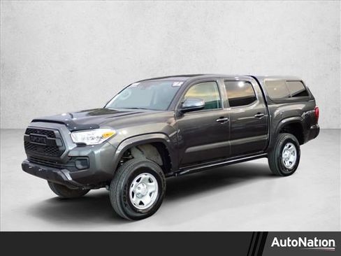 Used 2022 Toyota Tacoma SR image 1