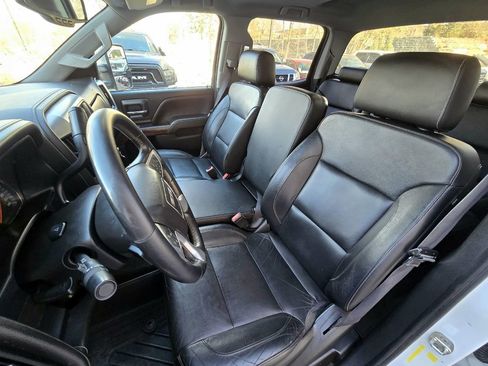 Used 2017 GMC Sierra 2500 SLT w/ Duramax Plus Package image 26