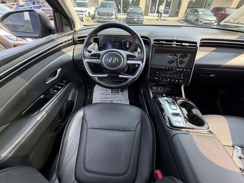 Certified 2023 Hyundai Tucson Limited AWD/4WD image 16
